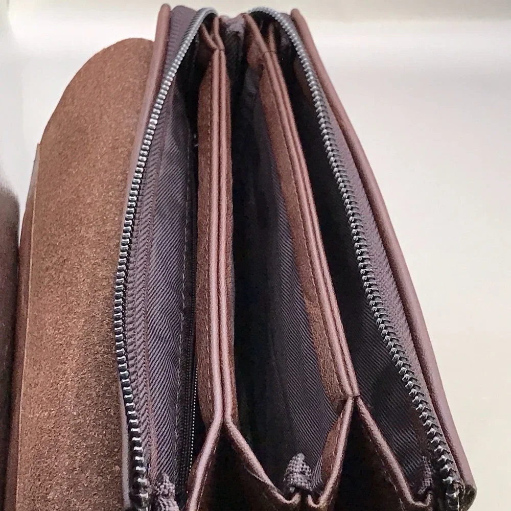 Kai Duch Brown Leather Wristlet Clutch MISSING STRAP‎